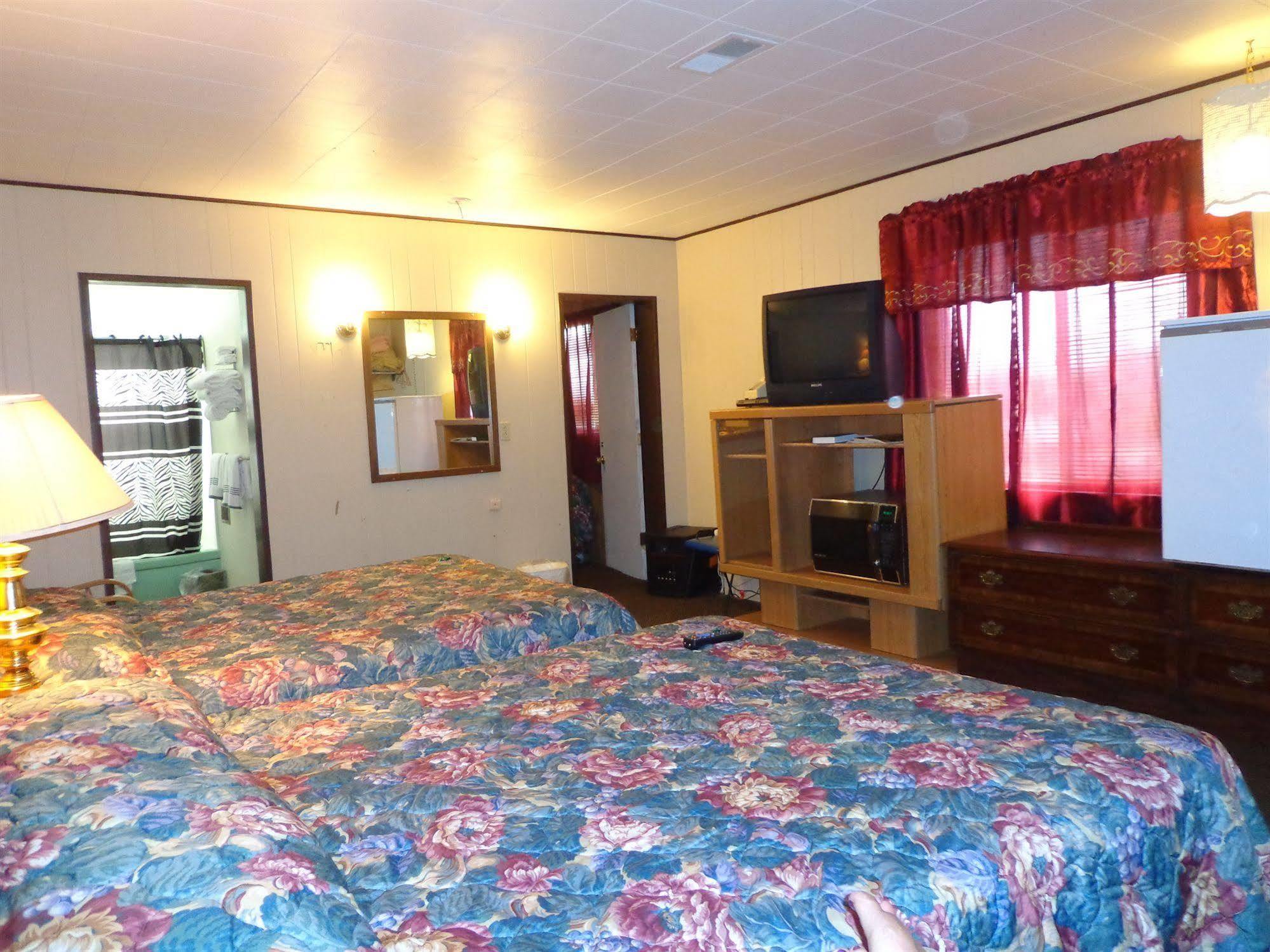 Empire Motel Saint Francis Buitenkant foto
